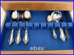 Flatware Oneida stainless Northland, Japan, Baton Rouge 77 pieces Withcase