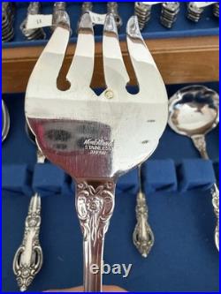 Flatware Oneida stainless Northland, Japan, Baton Rouge 77 pieces Withcase