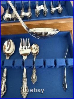 Flatware Oneida stainless Northland, Japan, Baton Rouge 77 pieces Withcase