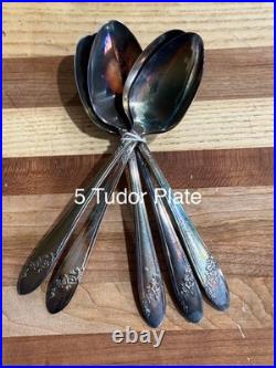 Huge NOS MCM Oneida Spoon Lot Approx 183 Stainless Steel Spoons Various Designs