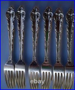 Lot Of 30 Pieces Oneida Cube Da Vinci Filler Set Flatware/Serving Pieces