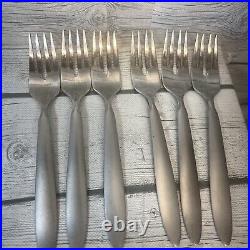 Lot of 33 Pieces Oneida USA Stainless Flatware Mid Century 6 Person Setting