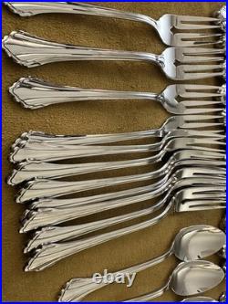 MINT! Oneida Community Stainless CLARETTE SERVICE FOR 12 + Serving Set