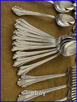 MINT! Oneida Community Stainless CLARETTE SERVICE FOR 12 + Serving Set