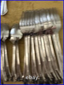 MINT! Oneida Community Stainless CLARETTE SERVICE FOR 12 + Serving Set