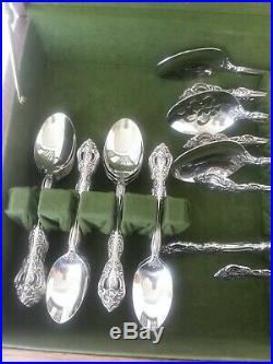 Michelangelo Oneida 68 Pc 12 Place Settings Stainless Cube Flatware Set