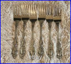 Monte Carlo 37 piece Set Service For 6 Oneida Delux Stainless 18/10