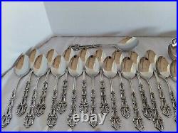 NEVER USED Oneida Community CHANDELIER Stainless Silverware Flatware 71 Pieces