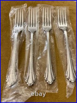 NEW IN PACKAGE! Oneida Community Stainless CLARETTE (4) Dinner Forks 2available