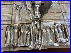 NEW Oneida Ridgecrest Stainless 69 pcs Flatware Set 12 Place Settings 9 Serving