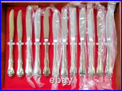 NOS Celebrity Oneida SSS 75 Piece Flatware Set of 12 NEW OLD STOCK, in Case