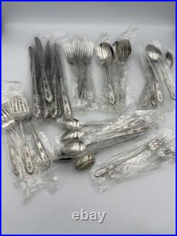 New Oneida Flatware Dist Deluxe Stainless Floral Bouquet 49 Pcs Cottagecore