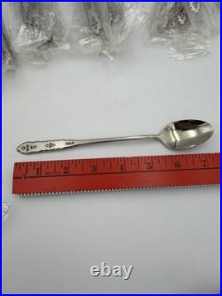 New Oneida Flatware Dist Deluxe Stainless Floral Bouquet 49 Pcs Cottagecore
