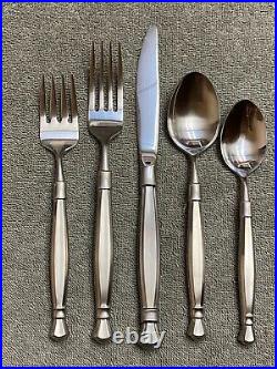 ONEIDA ACT II (2) Cube Stainless Steel Flatware 5 pc place setting