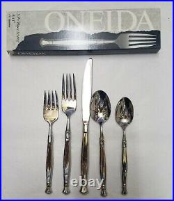 ONEIDA Act I Stainless Flatware Place Setting Made In USA