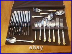 ONEIDA Cube Stainless Flatware GOLDEN DAMASK ROSE 60 Pieces Service 10 + Serving