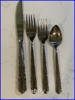 ONEIDA DELUXE GLOSSY STAINLESS CHERIE Pattern Flatware Set Plus Serving