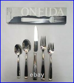 ONEIDA Forte Stainless Flatware Place Setting Made in USA