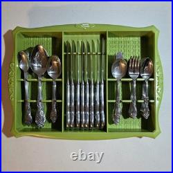 ONEIDA Galveston Profile Stainless 64 Piece 8 Serving Flatware Set + Holder