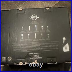 ONEIDA Moda 65pc Stainless Steel Flatware Set with Serving Pieces for 12 18/10