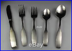 ONEIDA PAUL REVERE STAINLESS 5 PIECE PLACE SETTING 4 settings -20 pieces