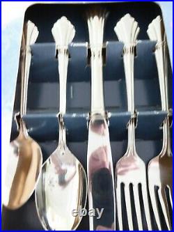 ONEIDA Stainless flatware, FORTUNE (vintage) 20 Piece Service for 4, NEW IN BOX