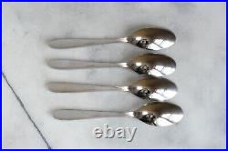 ONEIDA TRANQUILTY Silverware Set Stainless Knives Forks Spoons-20 Piece Lot GUC