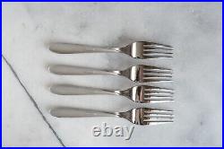 ONEIDA TRANQUILTY Silverware Set Stainless Knives Forks Spoons-20 Piece Lot GUC