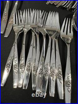 OUR ROSE Oneida Ltd. 1881 Rogers Stainless Steel 72 PC set Beautiful