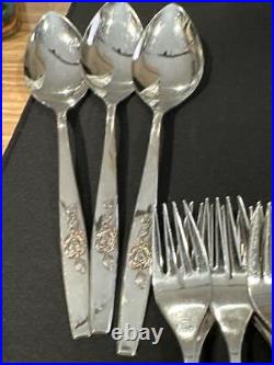 OUR ROSE Oneida Ltd. 1881 Rogers Stainless Steel 72 PC set Beautiful