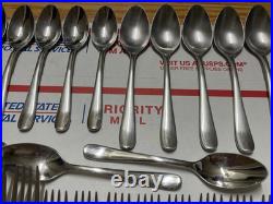 Oneida 18/10 China AA-15 Stainless Unknown Pattern Flatware Set of 56 Pieces
