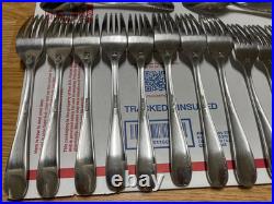 Oneida 18/10 China AA-15 Stainless Unknown Pattern Flatware Set of 56 Pieces