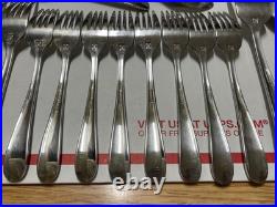 Oneida 18/10 China AA-15 Stainless Unknown Pattern Flatware Set of 56 Pieces