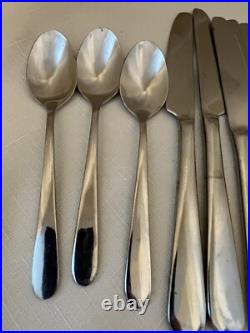 Oneida 18/10 Soufflé Stainless Flatware Mixed Lot 17 Pieces