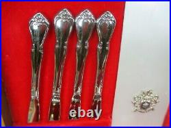 Oneida 1881 Rogers Stainless Flatware #552 ARBOR ROSE Service for 20 withChest