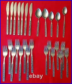 Oneida 1881 Rogers Stainless SPANISH COURT Flatware Scroll 27 Black Accent