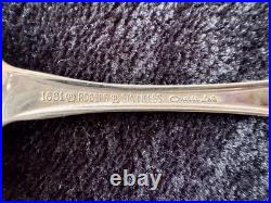 Oneida 1881 Rogers TWILIGHT Stainless Flatware 34 pc Mix Lot Spoons Knives Serve