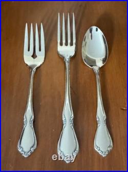 Oneida 4 Settings of Deluxe Stainless Flatware 4 Piece Set Chateau (New)