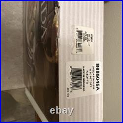 Oneida 45 pc Flatware Set Serv for 8 incl 5 Serving pieces New Risotto