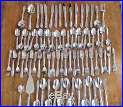Oneida 80 Piece Set Banbury Stainless Flatware Service For 12+ WithWooden Cady
