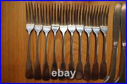 Oneida AMERICAN INDEPENDENCE DELUXE Satin Stainless Flatware Set of 43 Pieces