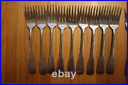 Oneida AMERICAN INDEPENDENCE DELUXE Satin Stainless Flatware Set of 43 Pieces