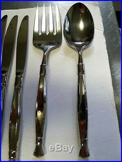 Oneida Act 1 Stainless Flatware 44 Pieces Service for 8 plus 4 Serving Untensils