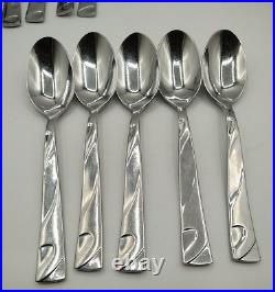 Oneida Allure Pattern Stainless Flatware 41 Piece Glossy Swirl plus Serving Pcs