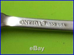 Oneida American Colonial Heirloom 18/10 stainless USA 20 pieces unused