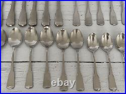 Oneida American Colonial Heirloom Cube Stainless Flatware 40 Piece Set (E46)