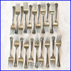 Oneida Baltimore 18/10 Flatware HUGE 134 Pc Set Near Service for 24