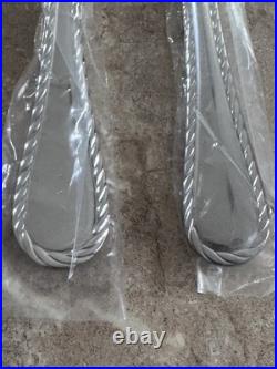 Oneida Belmont Lyons Stainless Steel 30 Piece Flatware Set Knive Fork Spoon NEW