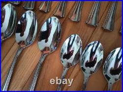 Oneida Bordeaux Stainless Flatware Lot 45 Pc Serv. For 6