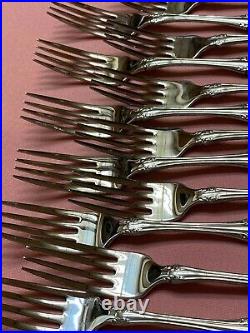 Oneida Brahms Community stainless flatware 138 pieces Excellent